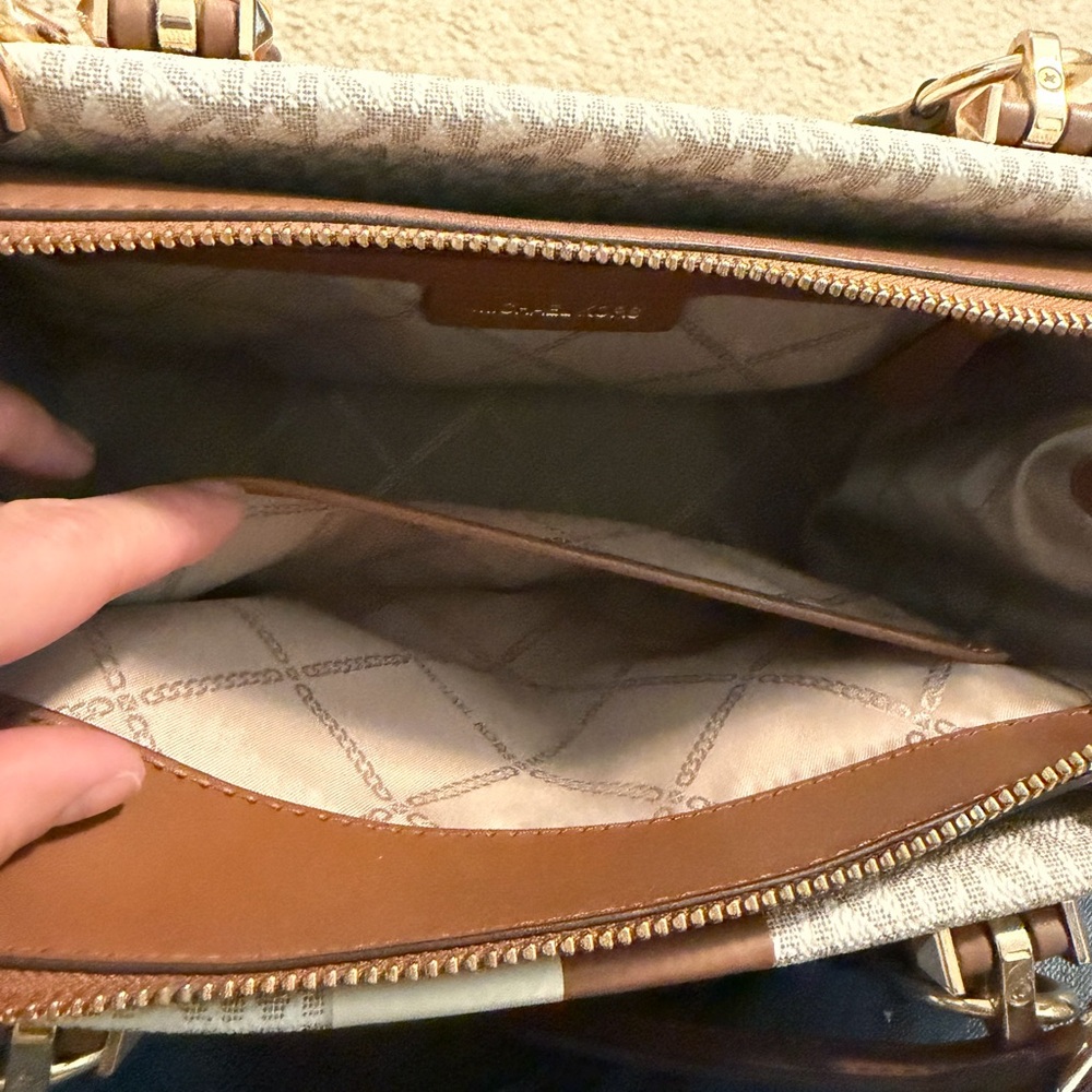 Michael Kors Brown and Cream Women's Bag - Picture 5 of 11